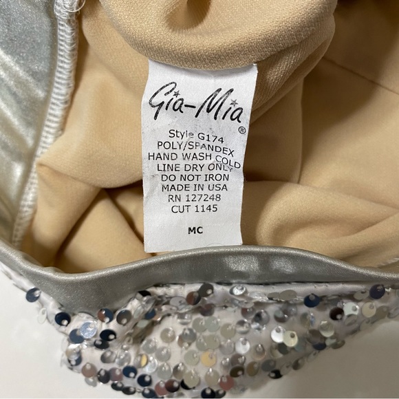 Two Pair Girl’s Sequin Dance Shorts - Picture 4 of 11